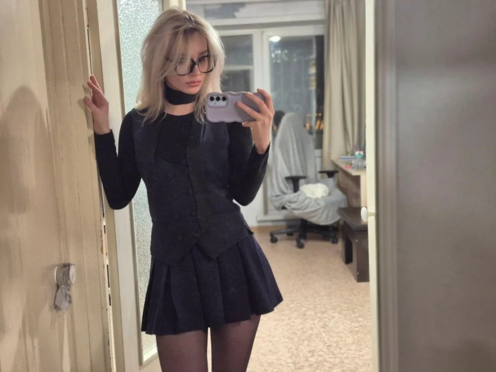 Real_anna Chatroom