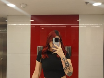 red-bunny-v