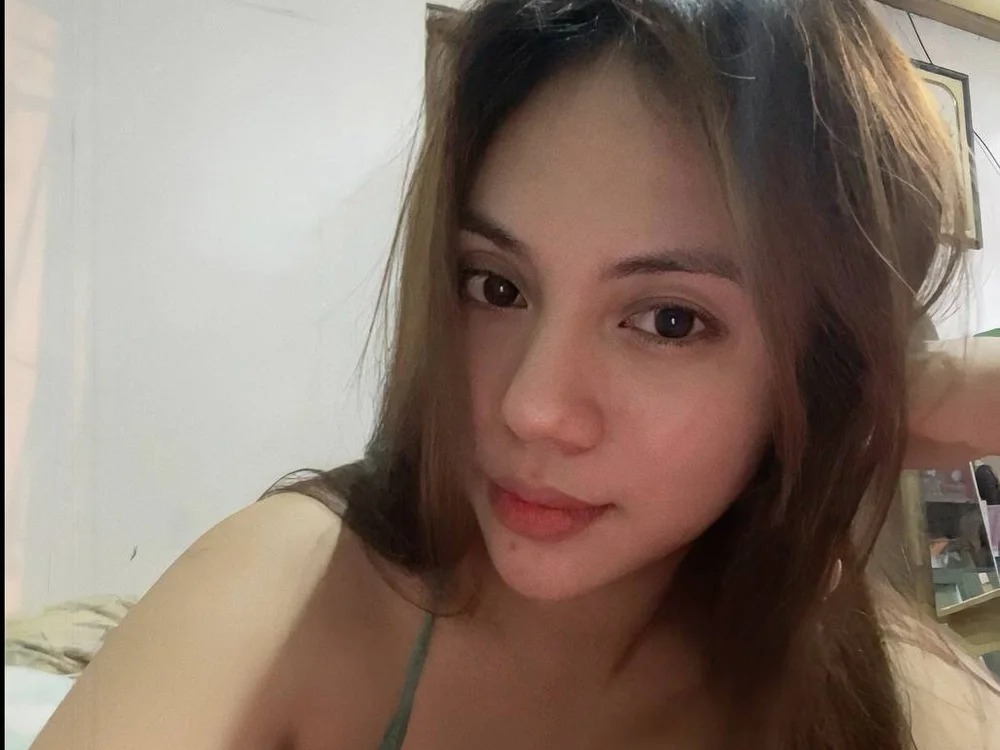ReenaFixari Chatroom