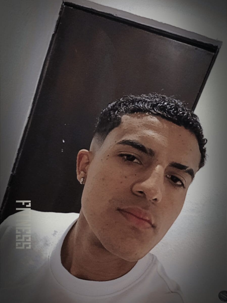 ReferredArtwork Chatroom