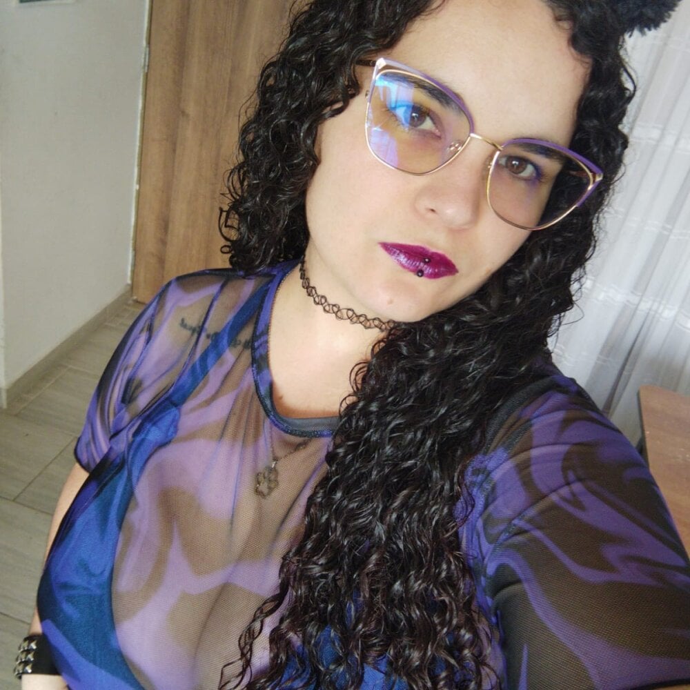 Reichel_05 Chatroom