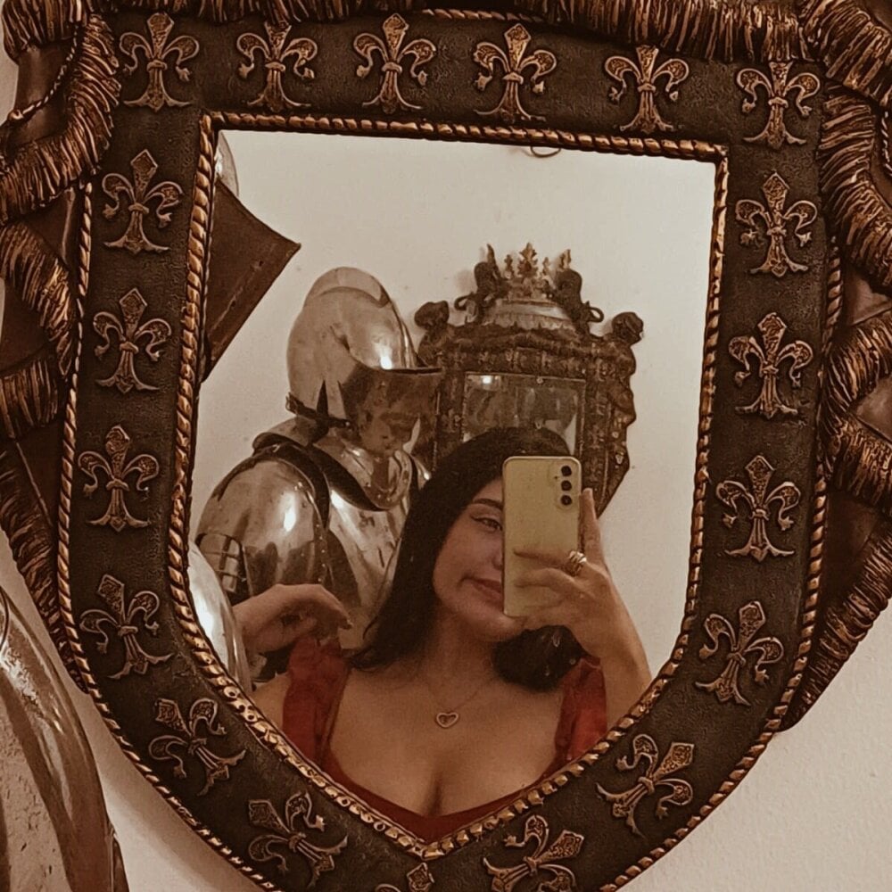 RenataLeclair Chatroom