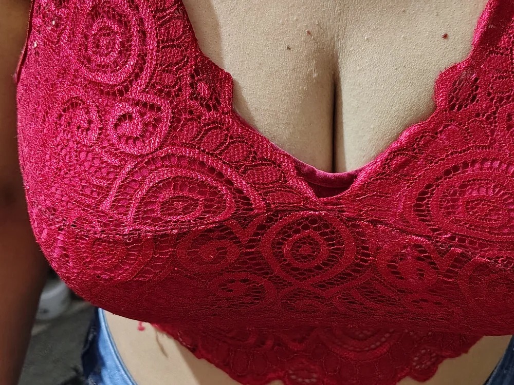 Rising_Queen Chatroom