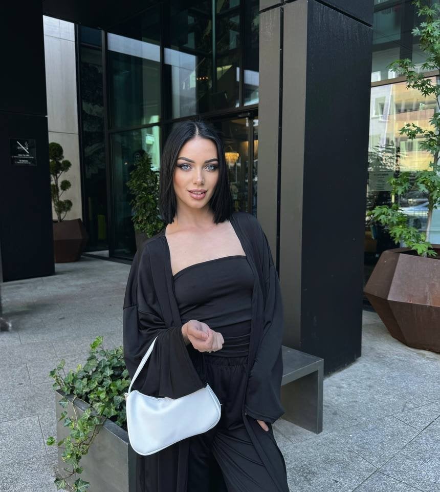 Rita_Moon054 Chatroom