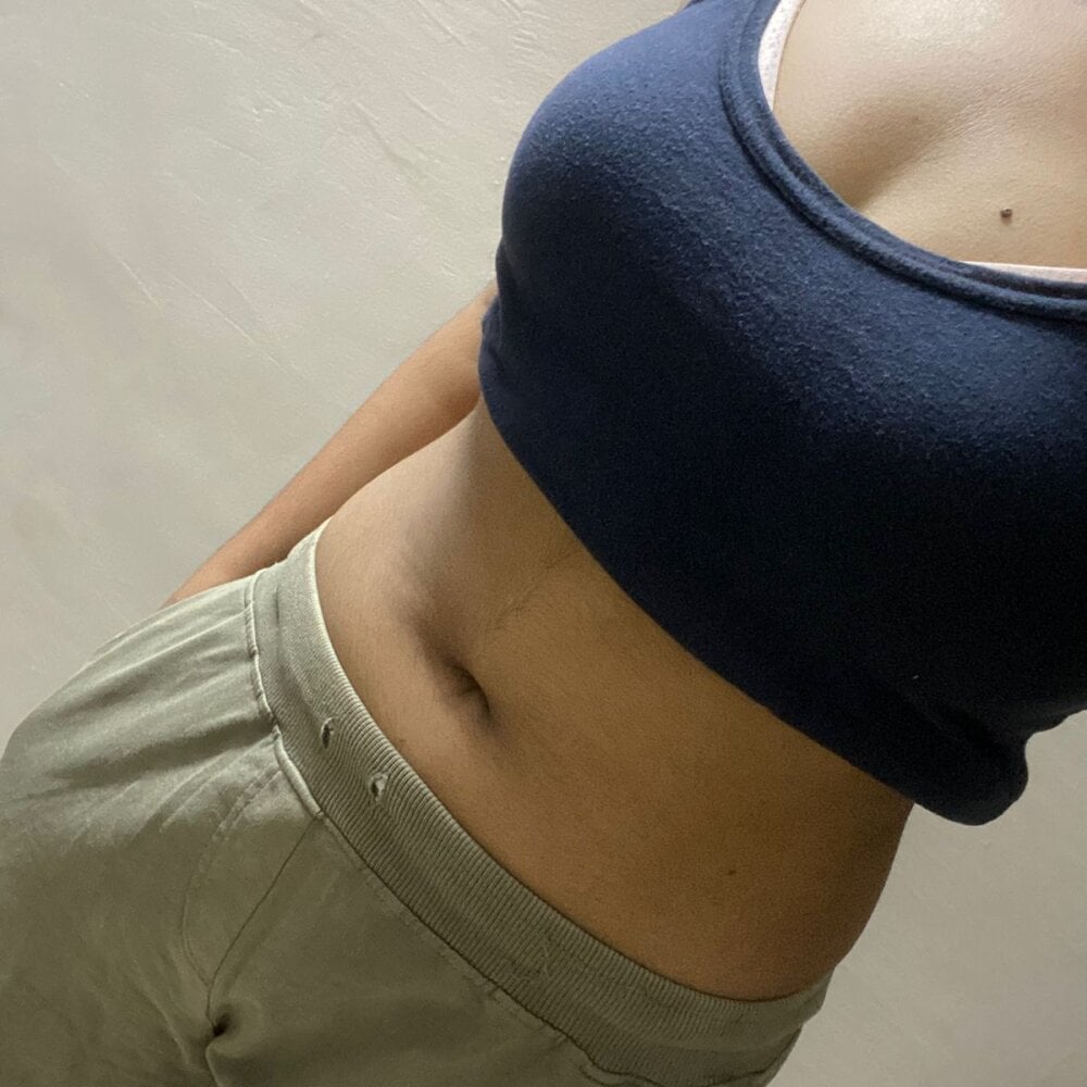 Riya-6969 Chatroom