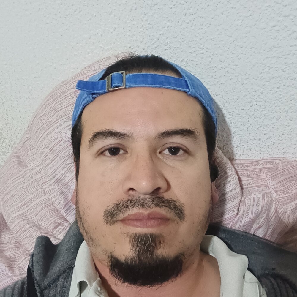 Robeandmari42 Chatroom