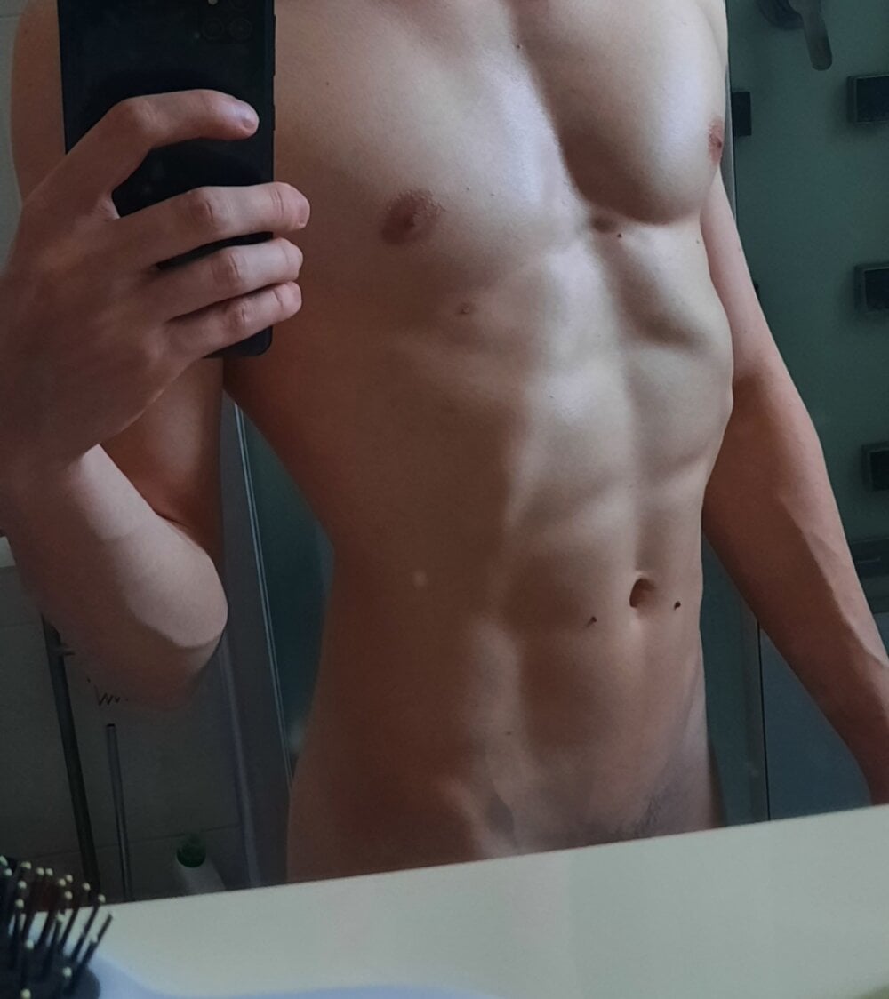 RocketManChannel Chatroom