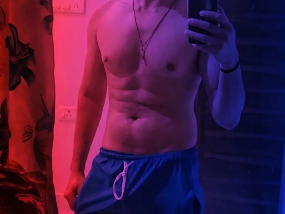 Rohit_8860 Chatroom