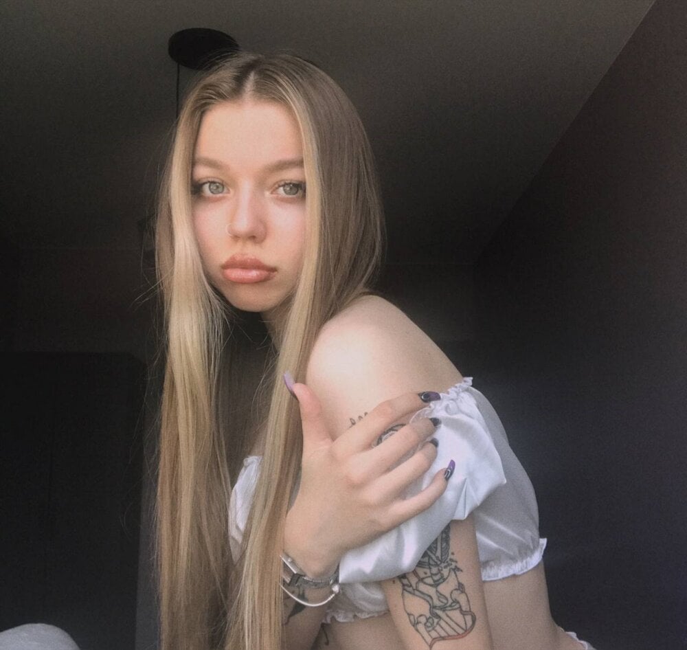 RonnieMilles Chatroom