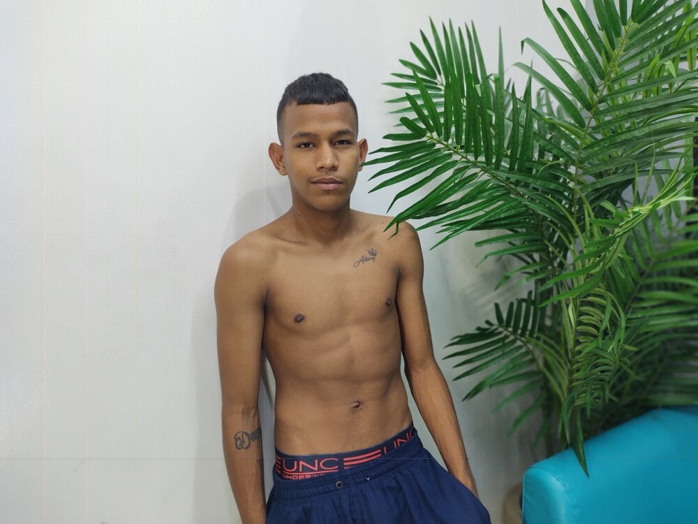 Rory_castro Chatroom