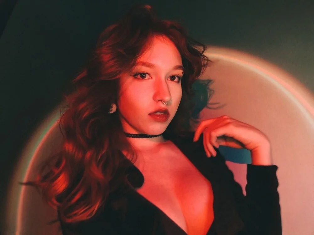 RoseMarin Chatroom