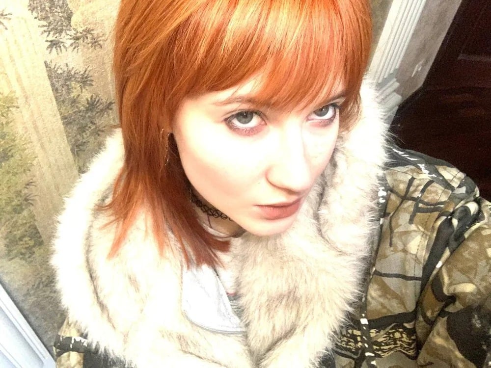 Rosee_Velvett Chatroom