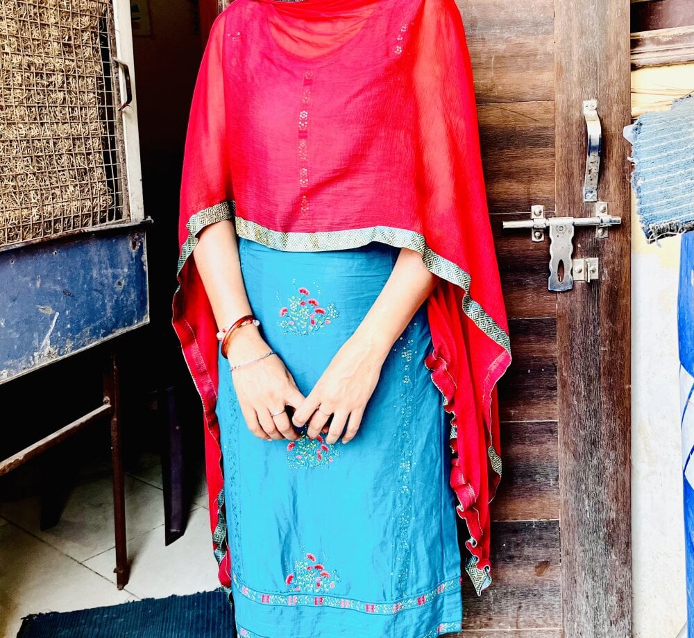 Rosy_Sekhawat Chatroom