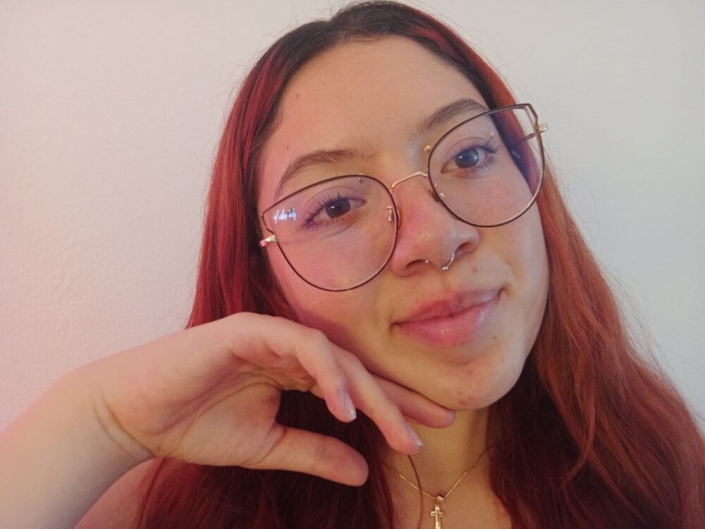 Rousee_tay1 Chatroom