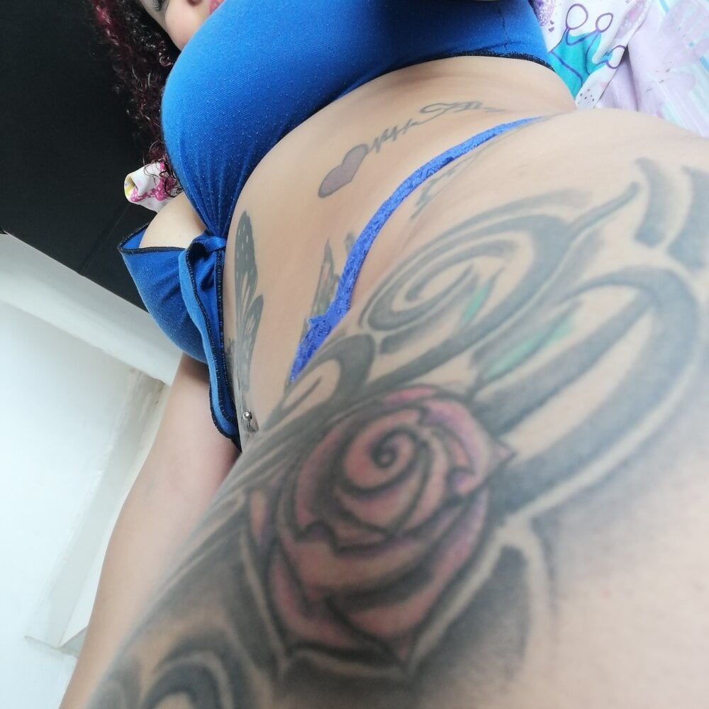Rousequeen24 Chatroom