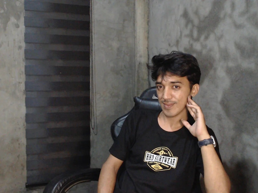 Rowy_Cam Chatroom