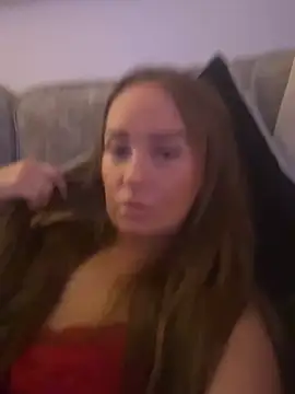 RoxyRoseX Chatroom