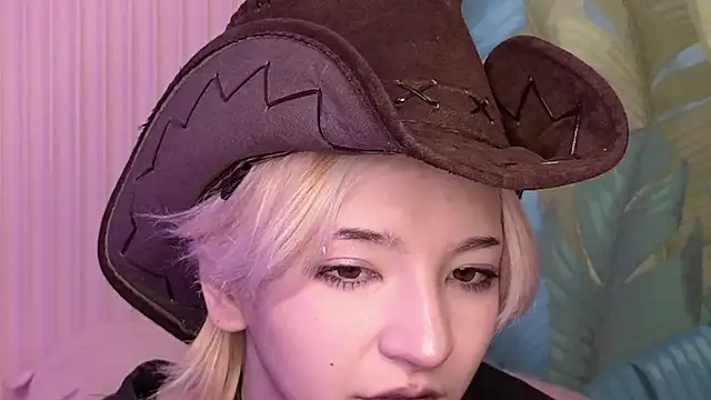 Roxy_Biss Chatroom