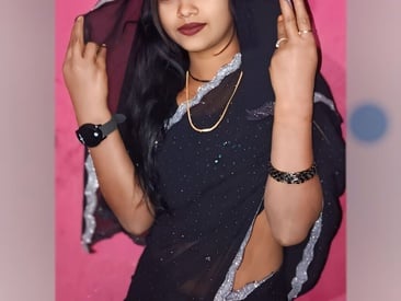 rukmani-hot