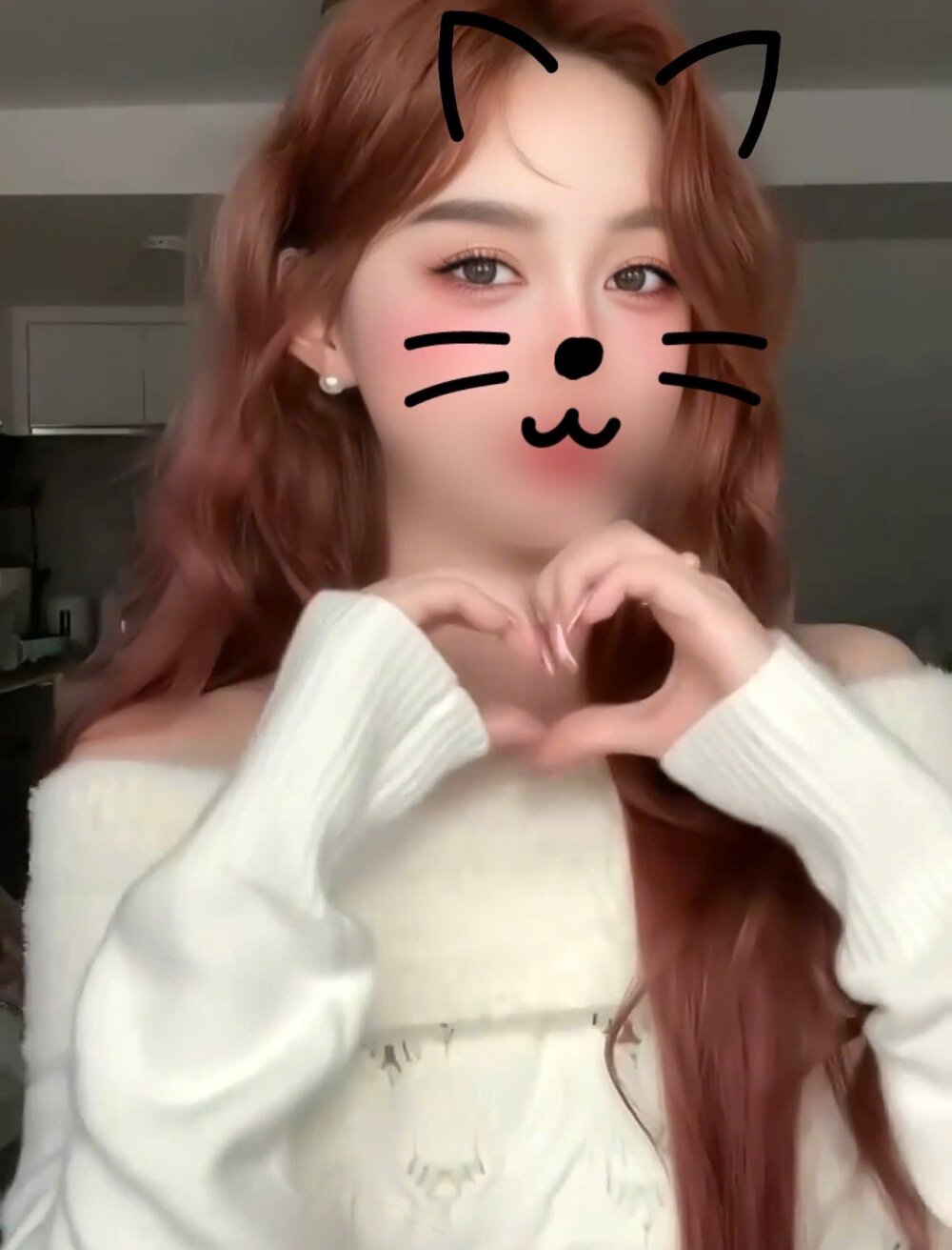 SARA_CHAN2025 Chatroom