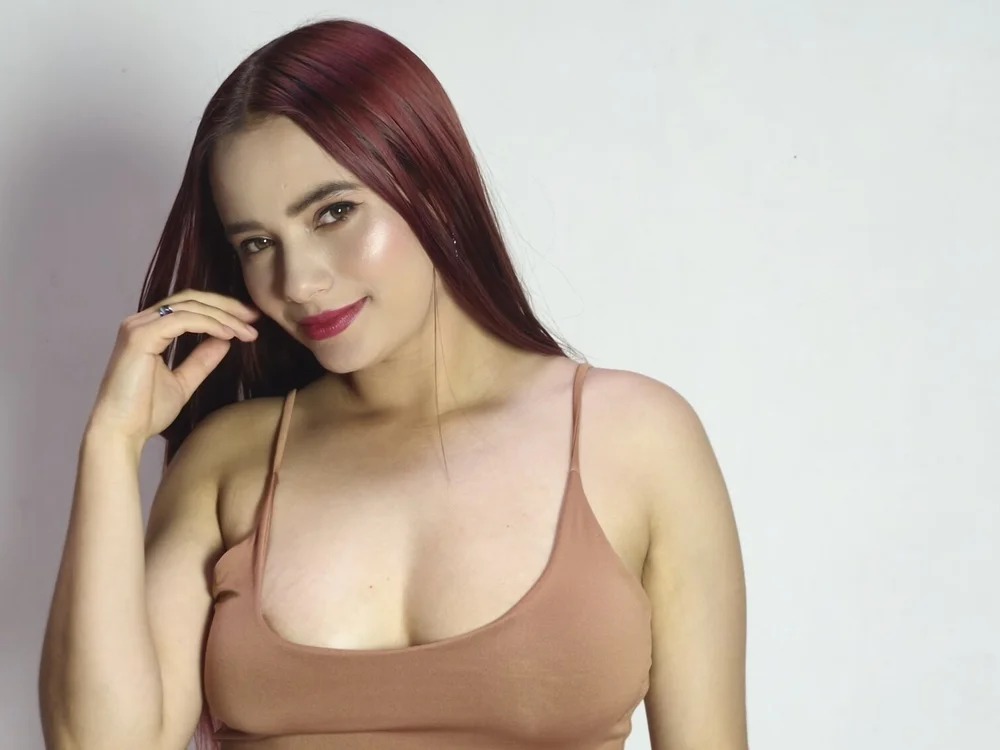 SARA__GRAY__ Chatroom