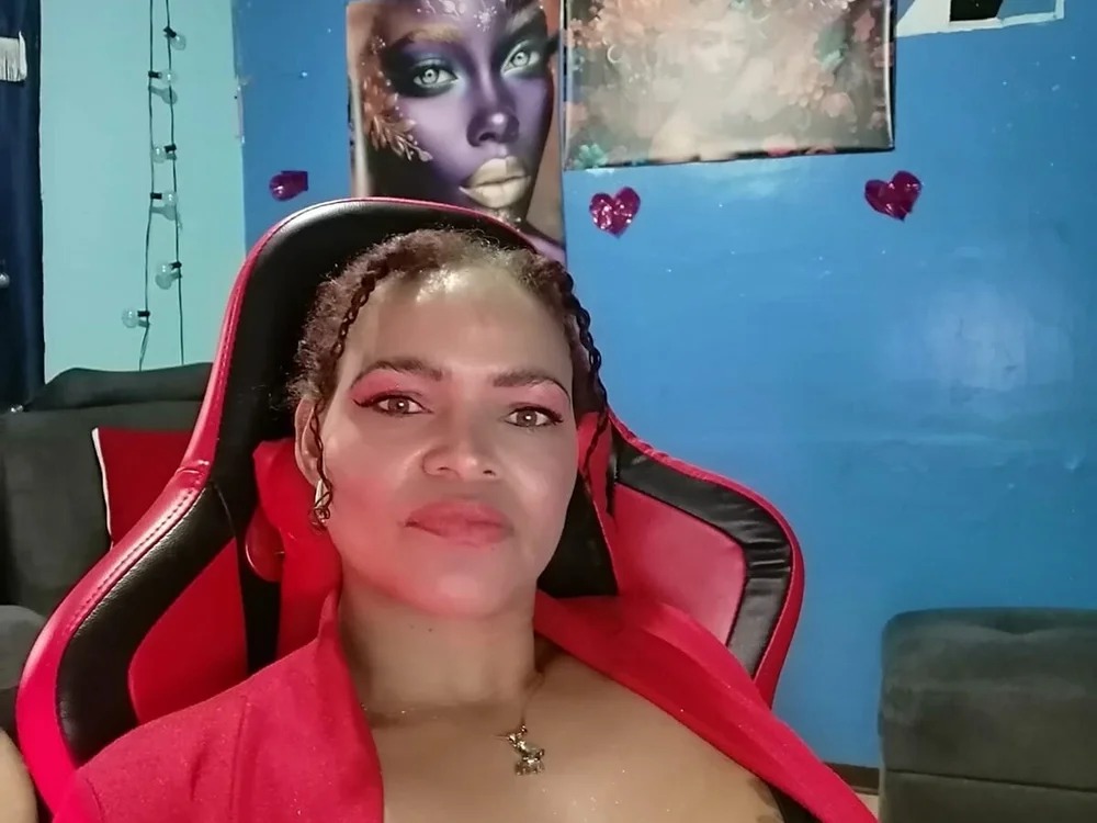 SHENA_ROSE69 Chatroom