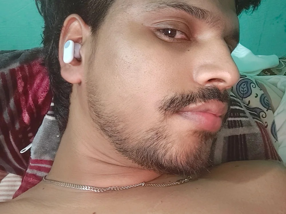 SHUBH0010M Chatroom