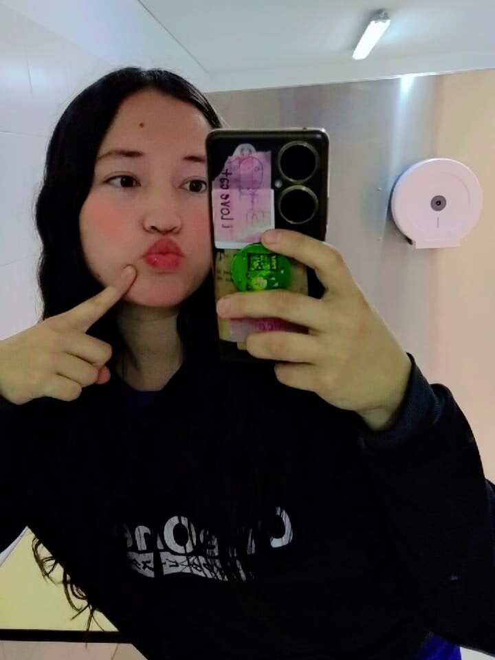 SOFIAX_HOTSEX Chatroom