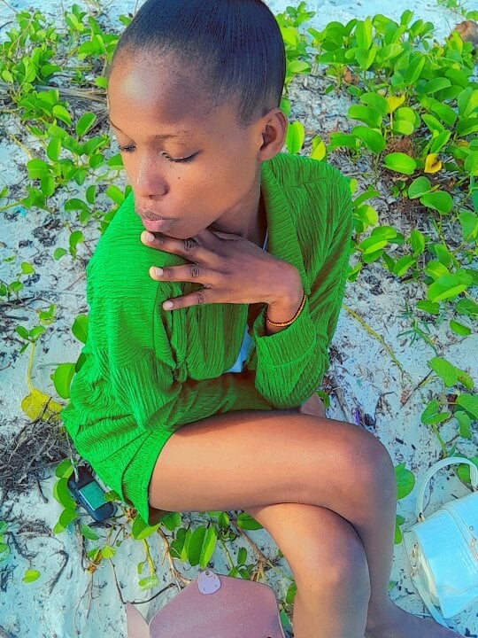 SPRING_CHICKEN Chatroom