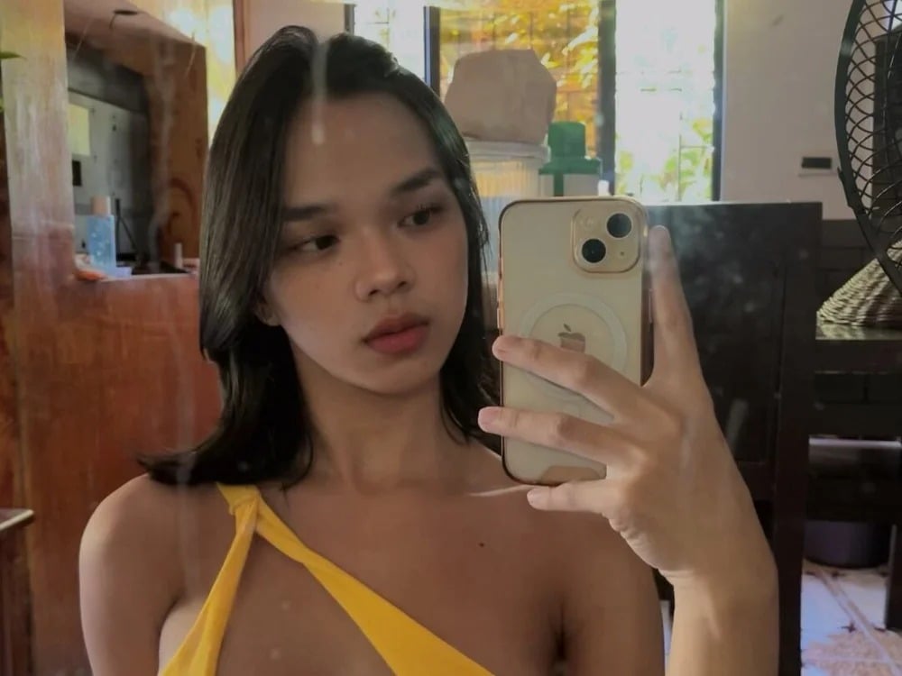 STACY_24 Chatroom