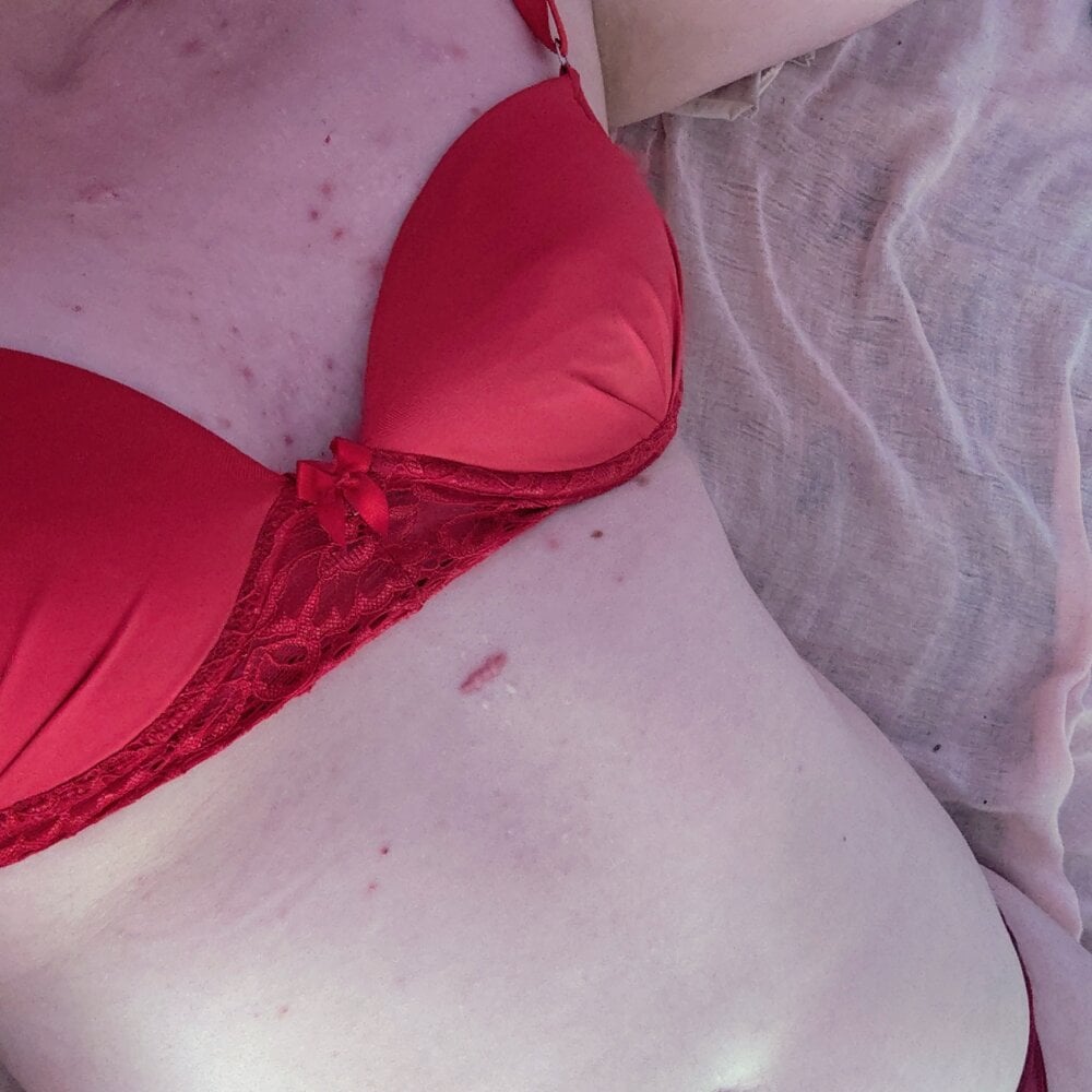 SUBMISSIVE8 Chatroom