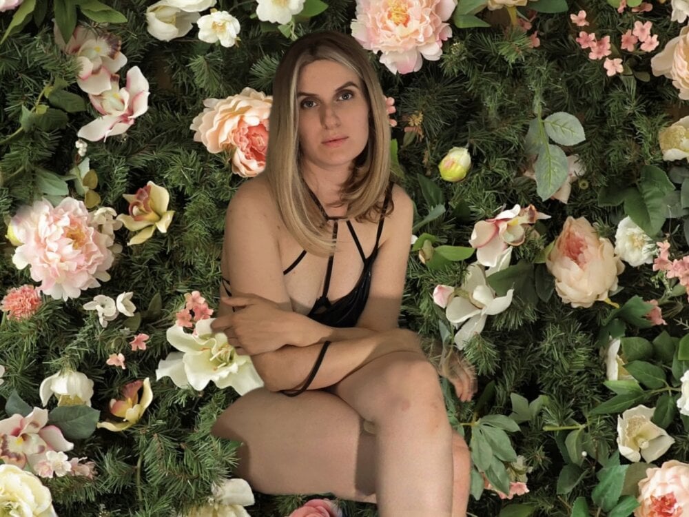 SUZANNEXXXXXX Chatroom