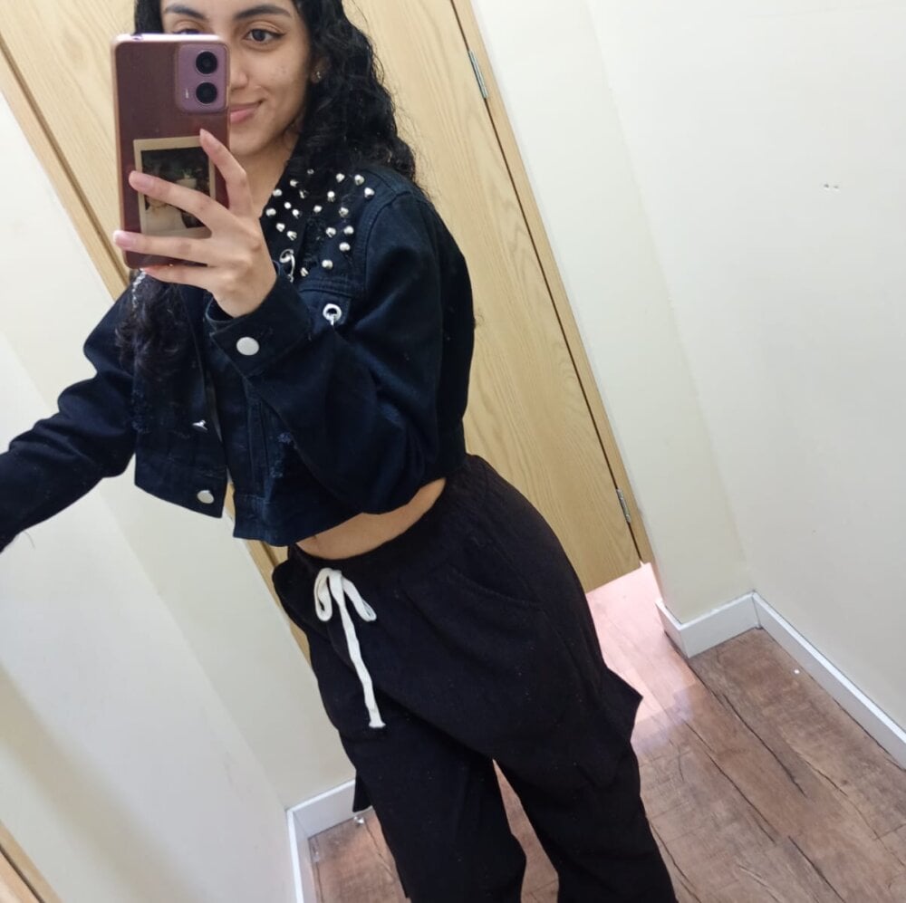 Saammy_17 Chatroom