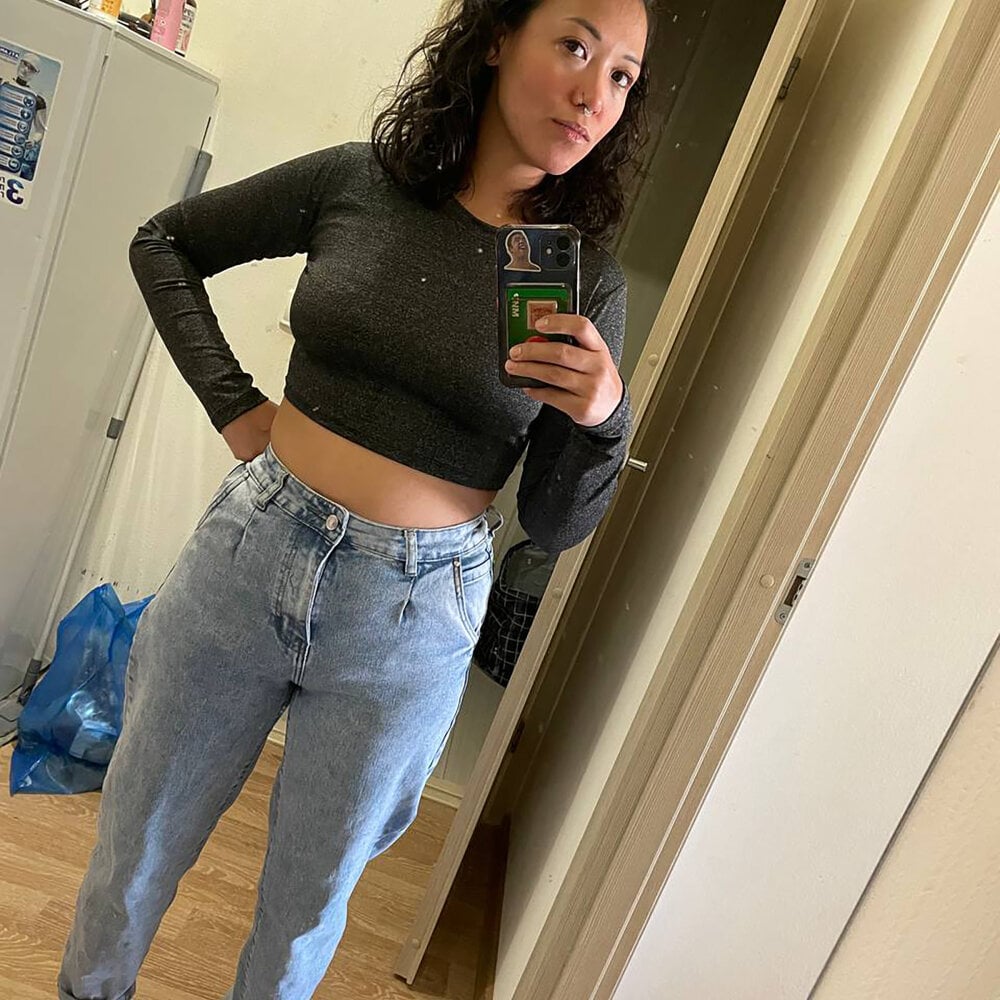 Sakura_Vibe Chatroom