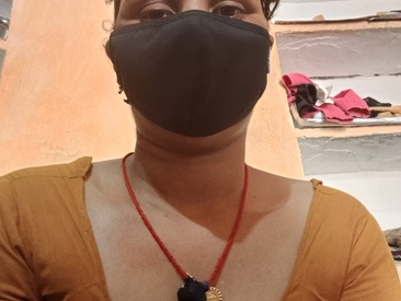 saloni-hot-i