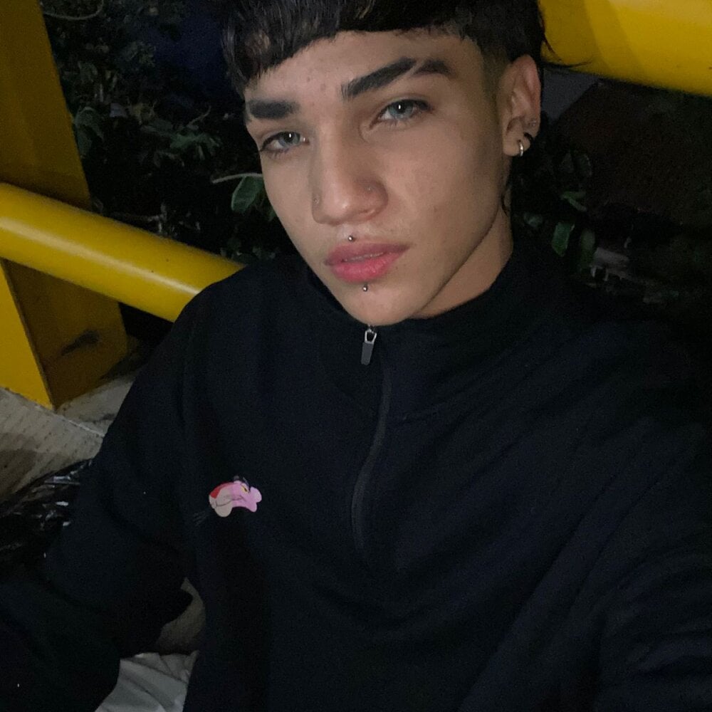 SamBlack_ Chatroom