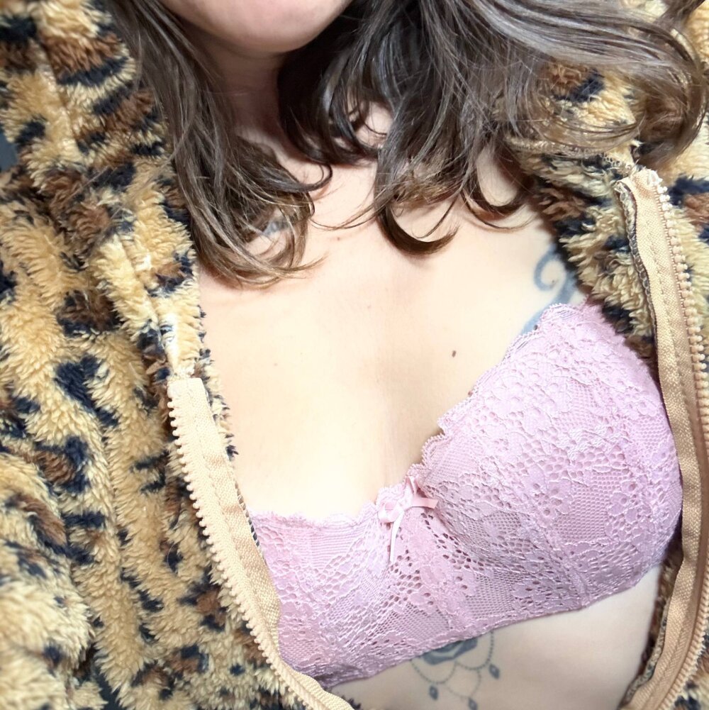 Samanta1070 Chatroom