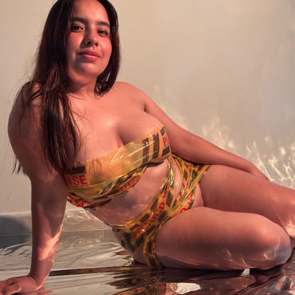 Sammy_Boobiex Chatroom