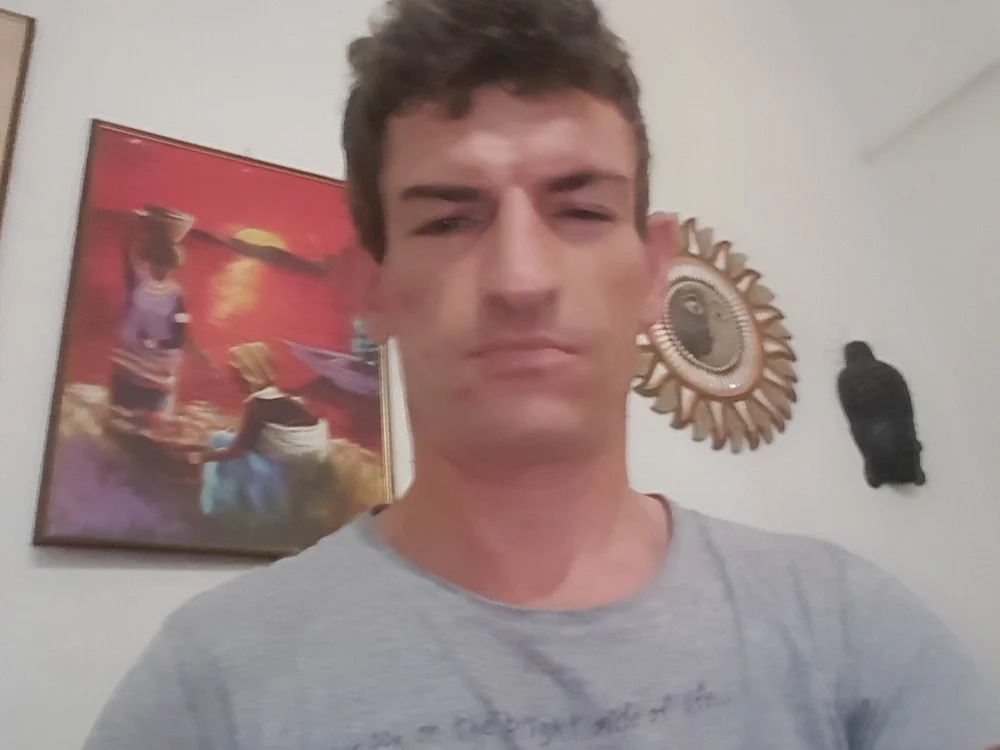 Sandrotan32 Chatroom