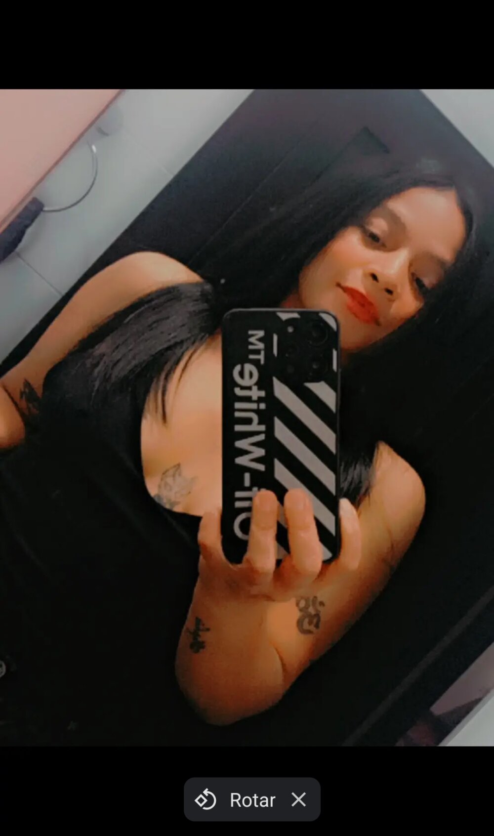 Sara_cute92 Chatroom