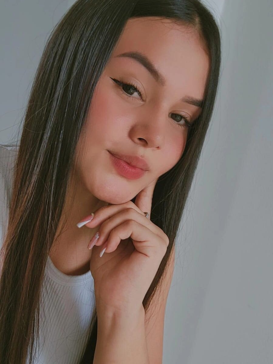 Sara_rhoades Chatroom