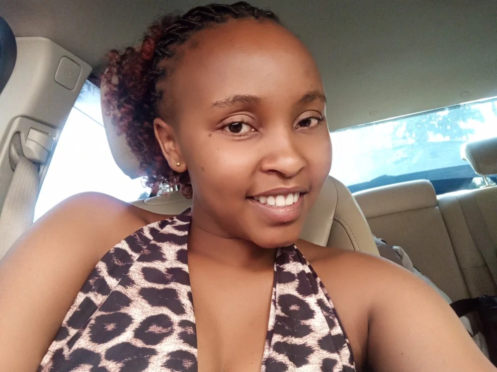 Sarah898 Chatroom