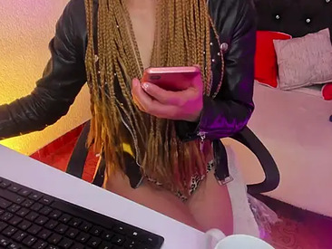 sarahdark