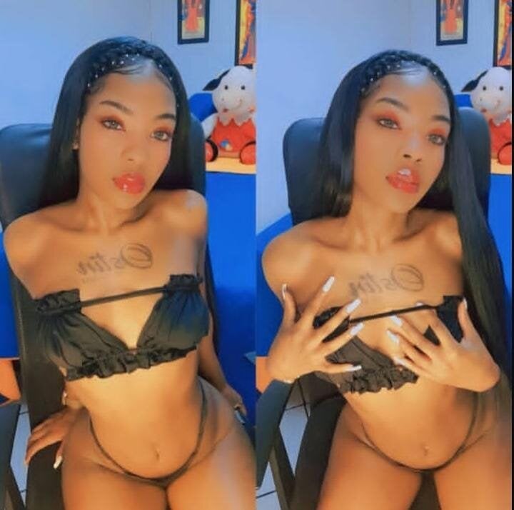 Sarah_Adamss Chatroom