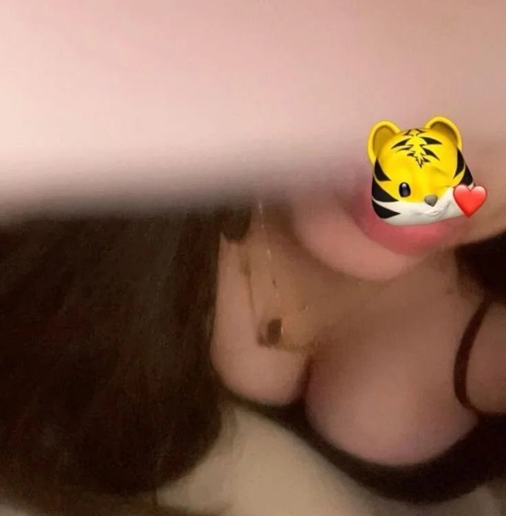 Sarah_Morr Chatroom