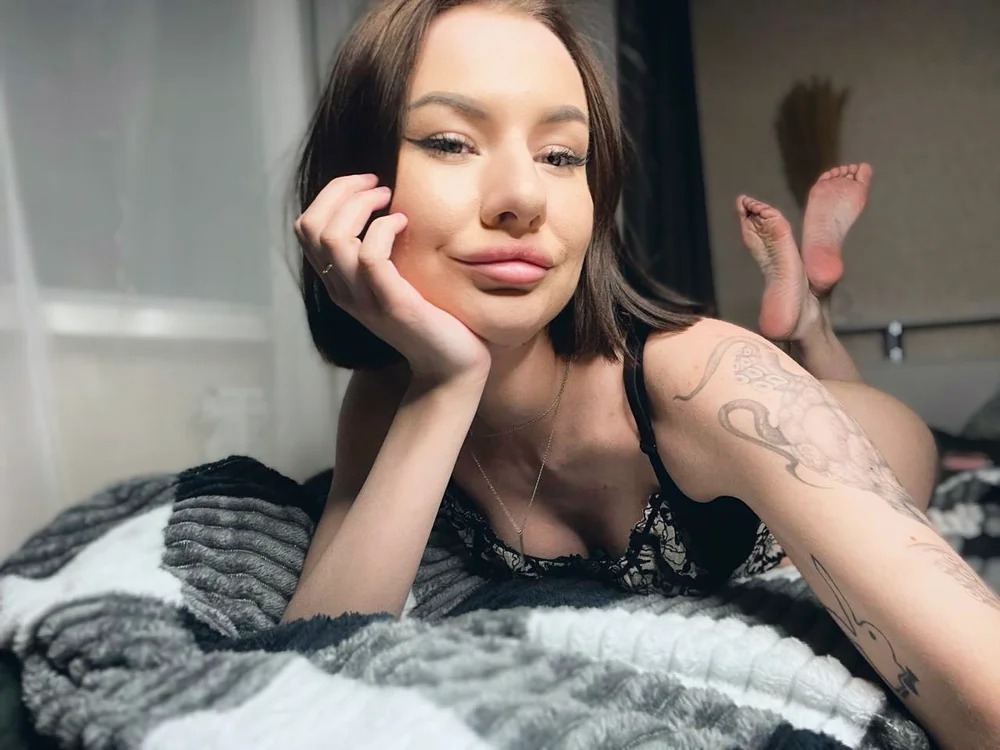 Sarynne Chatroom