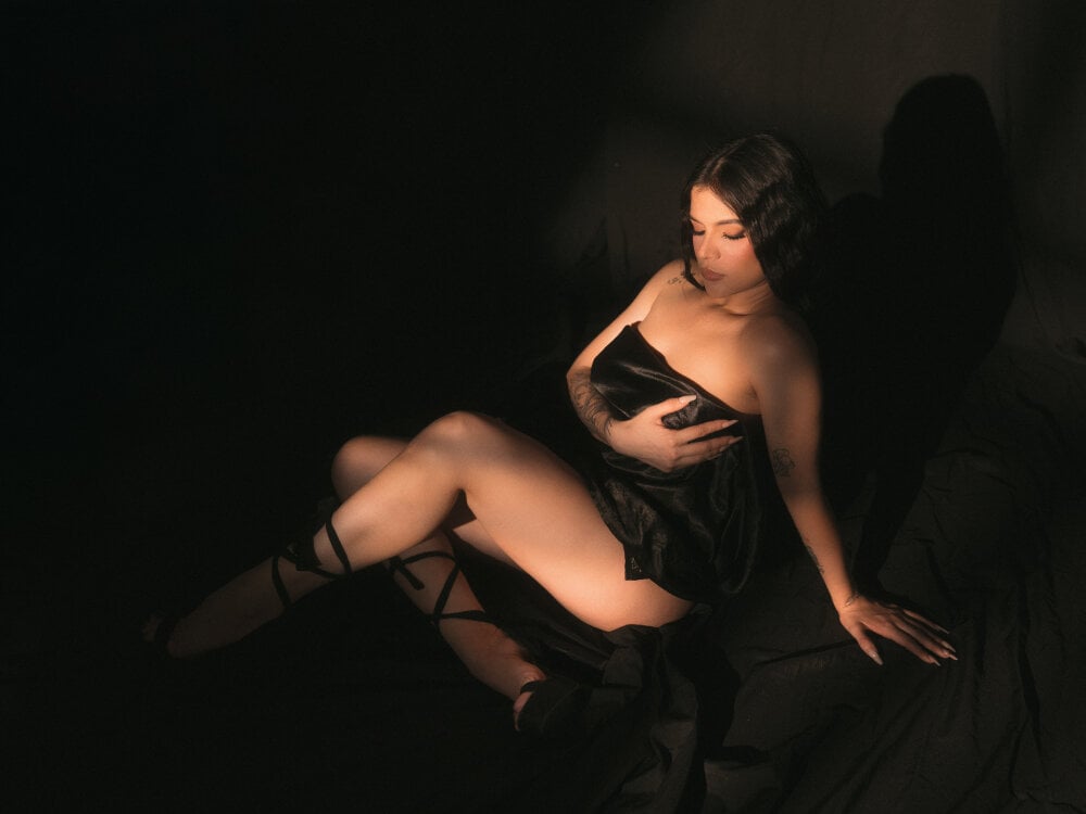 Sasha_Wolff Chatroom