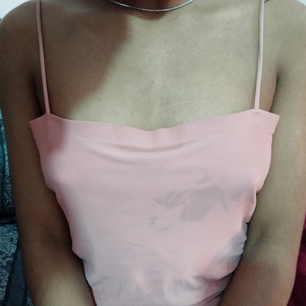 Sassy_Sofiaa_ Chatroom