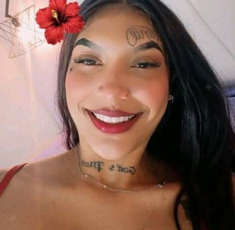 Scaarleth-5 Chatroom