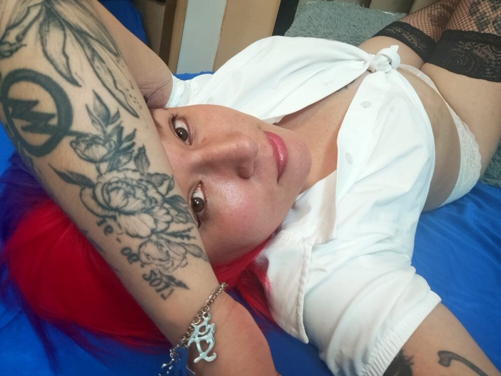 Scarlet_Nigth Chatroom